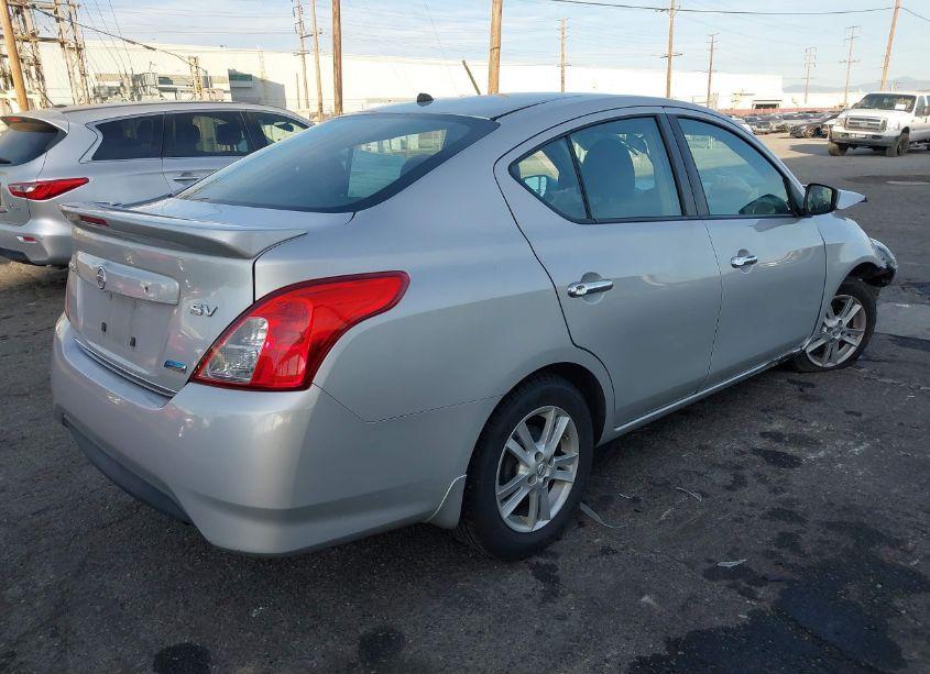 Photo 4 of 2015 Nissan Versa 1.6 SV (VIN 3N1CN7AP5FL928386)