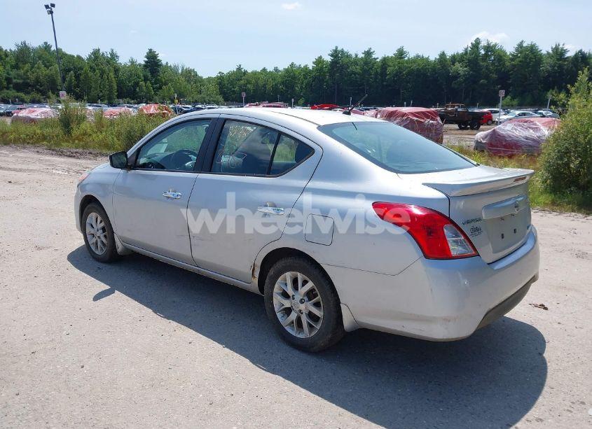 Photo 3 of 2015 Nissan Versa 1.6 SV (VIN 3N1CN7AP5FL931899)