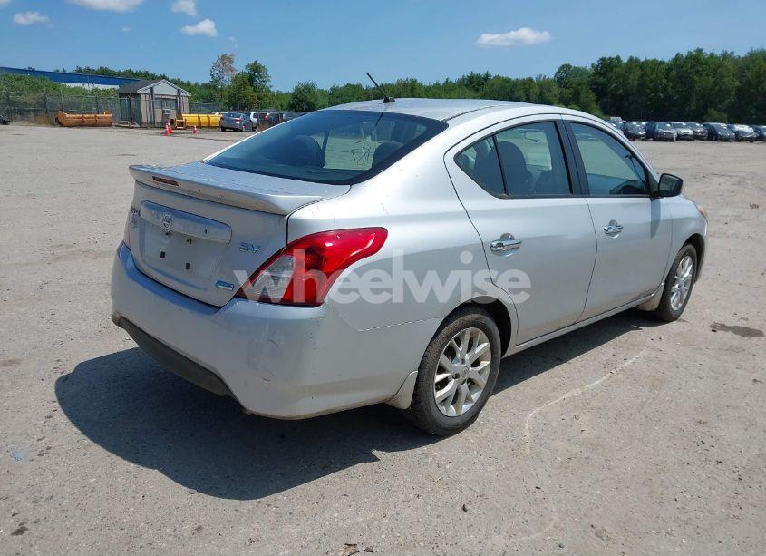 Photo 4 of 2015 Nissan Versa 1.6 SV (VIN 3N1CN7AP5FL931899)