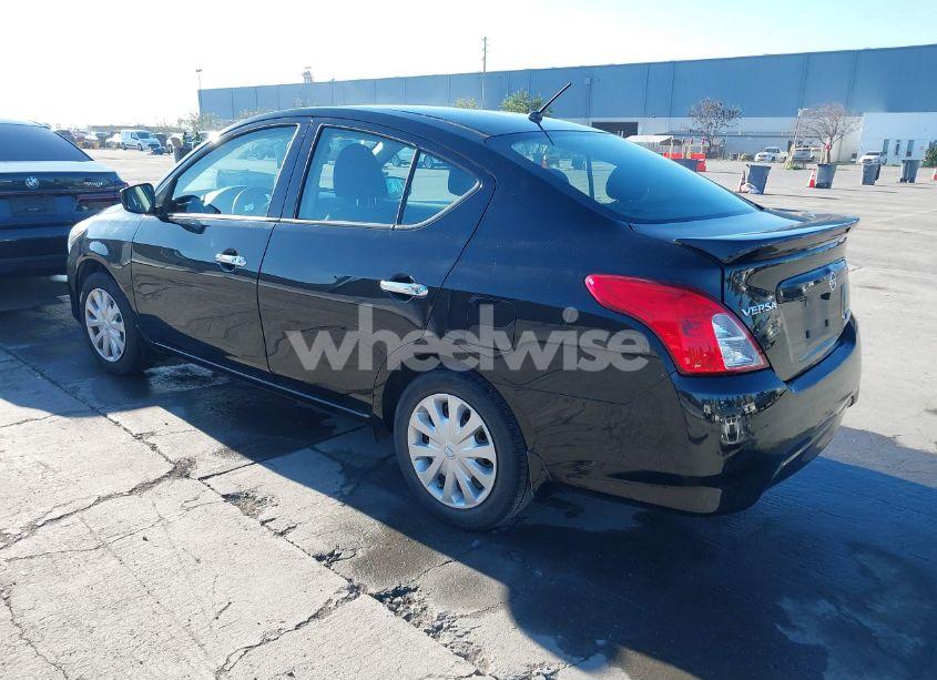 Photo 3 of 2015 Nissan Versa 1.6 SV (VIN 3N1CN7AP5FL943373)