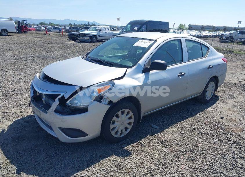 Photo 2 of 2015 Nissan Versa 1.6 S (VIN 3N1CN7AP5FL954177)