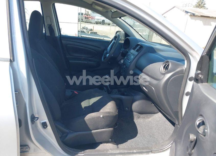 Photo 5 of 2015 Nissan Versa 1.6 S (VIN 3N1CN7AP5FL954177)