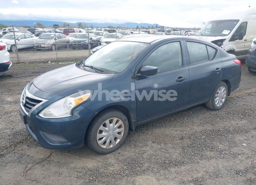Photo 2 of 2016 Nissan Versa 1.6 S (VIN 3N1CN7AP5GL822389)