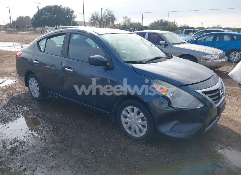 2016 Nissan Versa 1.6 SV (VIN 3N1CN7AP5GL835143) main photo