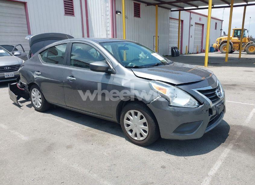 2016 Nissan Versa 1.6 S/1.6 S+/1.6 SL/1.6 SV (VIN 3N1CN7AP5GL852119) main photo