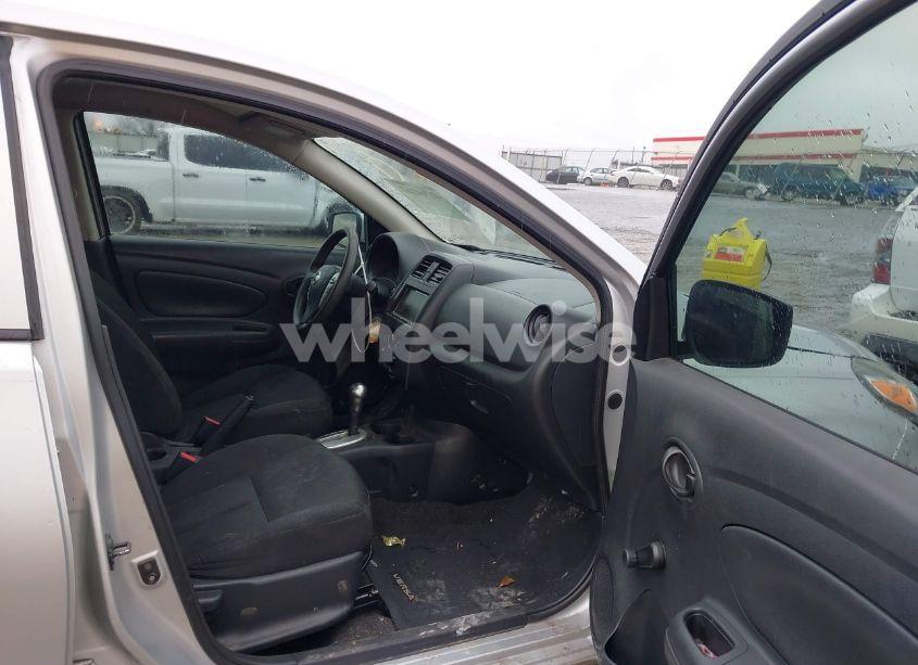 Photo 5 of 2016 Nissan Versa 1.6 S+ (VIN 3N1CN7AP5GL854324)