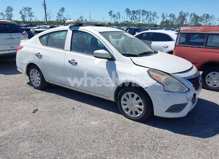 2016 Nissan Versa 1.6 S+ (VIN 3N1CN7AP5GL875089) main photo