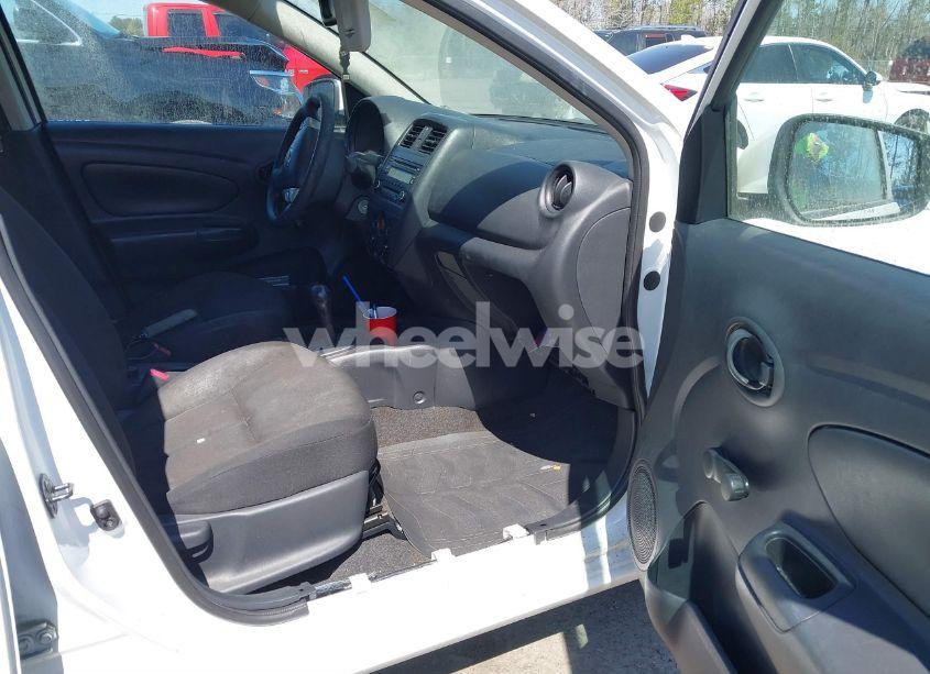 Photo 5 of 2016 Nissan Versa 1.6 S+ (VIN 3N1CN7AP5GL875089)