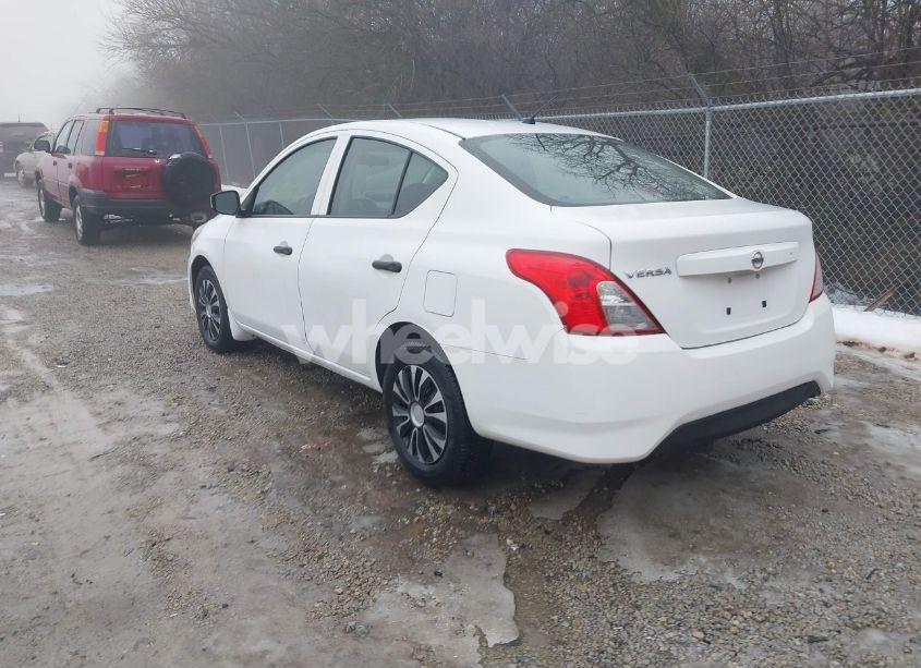 Photo 3 of 2016 Nissan Versa 1.6 S (VIN 3N1CN7AP5GL896055)
