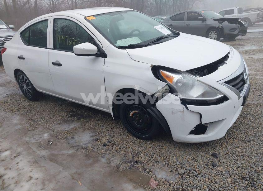 Photo 6 of 2016 Nissan Versa 1.6 S (VIN 3N1CN7AP5GL896055)