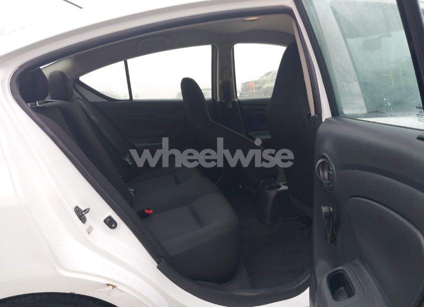 Photo 8 of 2016 Nissan Versa 1.6 S (VIN 3N1CN7AP5GL896055)