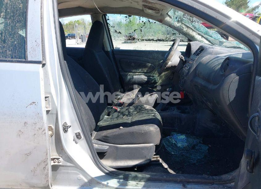 Photo 5 of 2016 Nissan Versa 1.6 S (VIN 3N1CN7AP5GL915381)