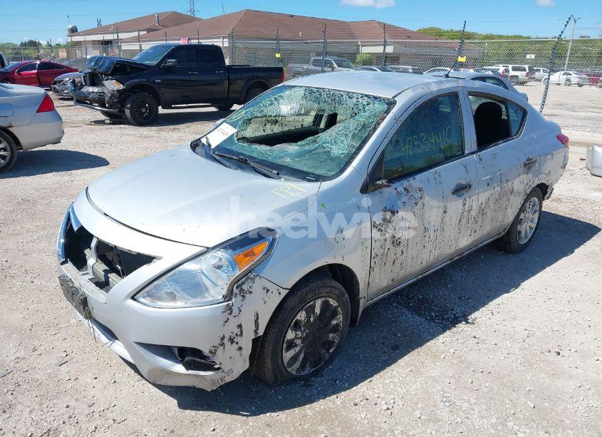 Photo 6 of 2016 Nissan Versa 1.6 S (VIN 3N1CN7AP5GL915381)
