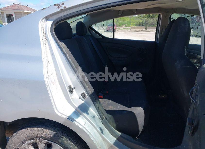 Photo 8 of 2016 Nissan Versa 1.6 S (VIN 3N1CN7AP5GL915381)