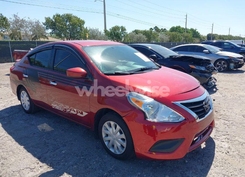 2017 Nissan Versa 1.6 SV (VIN 3N1CN7AP5HK434019) main photo