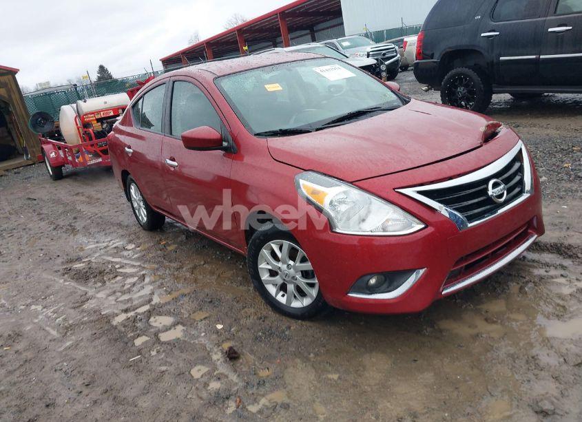 2017 Nissan Versa 1.6 SV (VIN 3N1CN7AP5HL801429) main photo