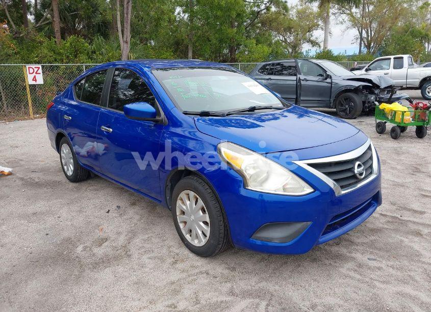 2017 Nissan Versa 1.6 SV (VIN 3N1CN7AP5HL804492) main photo
