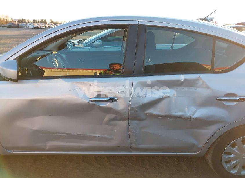 Photo 14 of 2017 Nissan Versa 1.6 S/1.6 S+/1.6 SL/1.6 SV (VIN 3N1CN7AP5HL805464)