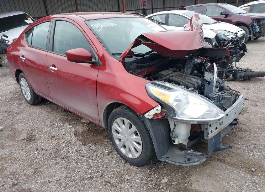 2017 Nissan Versa 1.6 SV (VIN 3N1CN7AP5HL839663) main photo