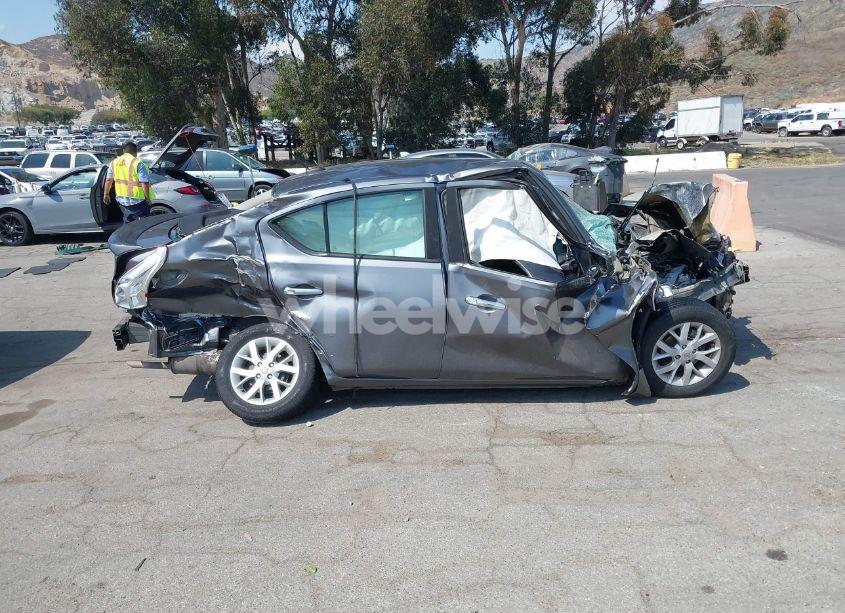 Photo 13 of 2017 Nissan Versa 1.6 SV (VIN 3N1CN7AP5HL859878)