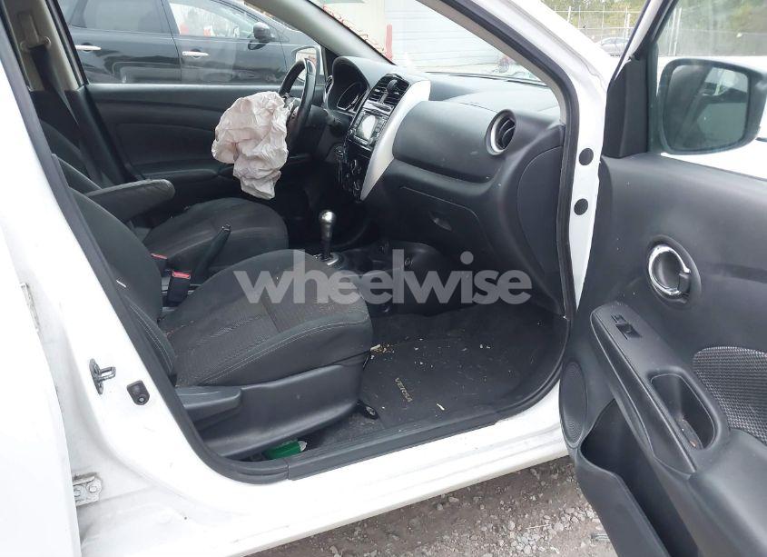 Photo 5 of 2017 Nissan Versa 1.6 SV (VIN 3N1CN7AP5HL884814)