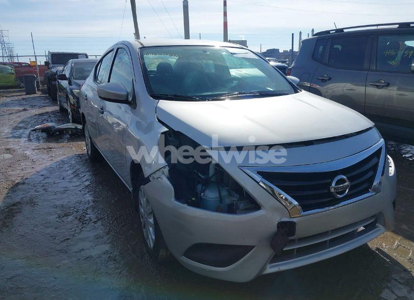 2017 Nissan Versa 1.6 S+ (VIN 3N1CN7AP5HL900011) main photo