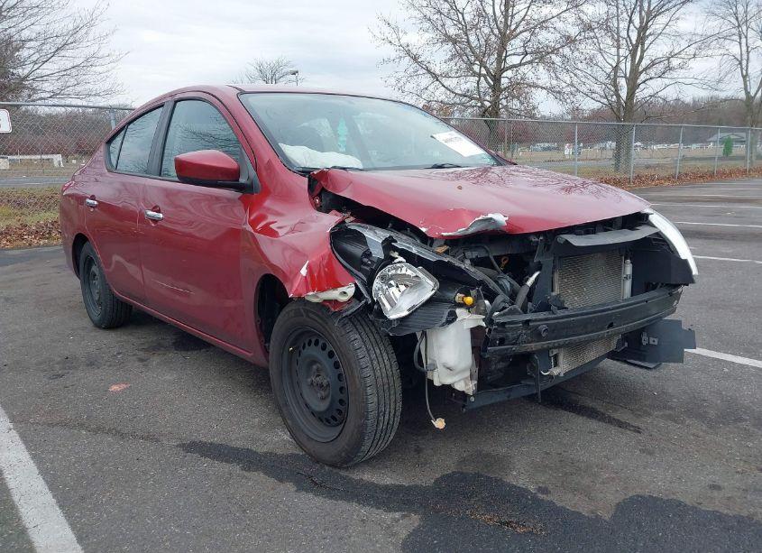 2018 Nissan Versa 1.6 SV (VIN 3N1CN7AP5JK440506) main photo
