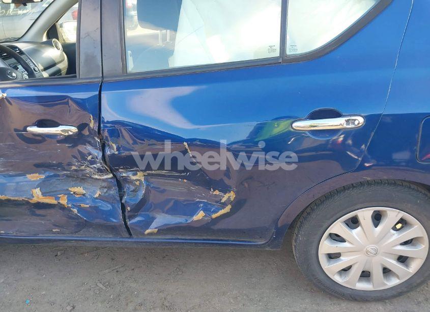 Photo 6 of 2018 Nissan Versa 1.6 SV (VIN 3N1CN7AP5JL800741)