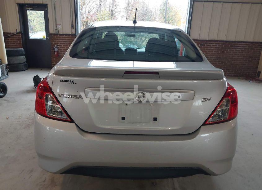 Photo 16 of 2018 Nissan Versa 1.6 SV (VIN 3N1CN7AP5JL804353)