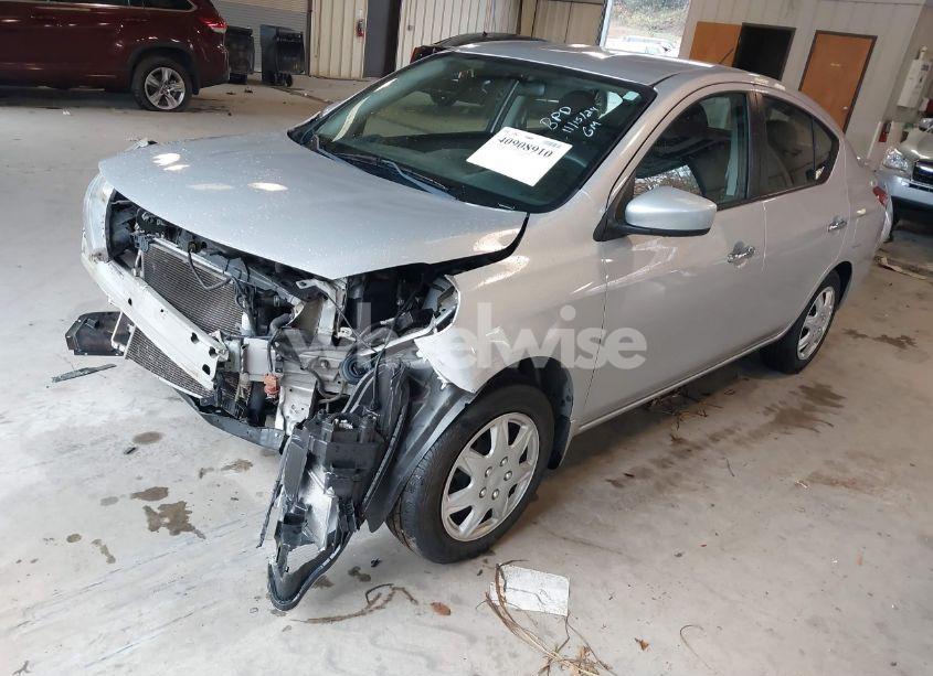 Photo 2 of 2018 Nissan Versa 1.6 SV (VIN 3N1CN7AP5JL804353)