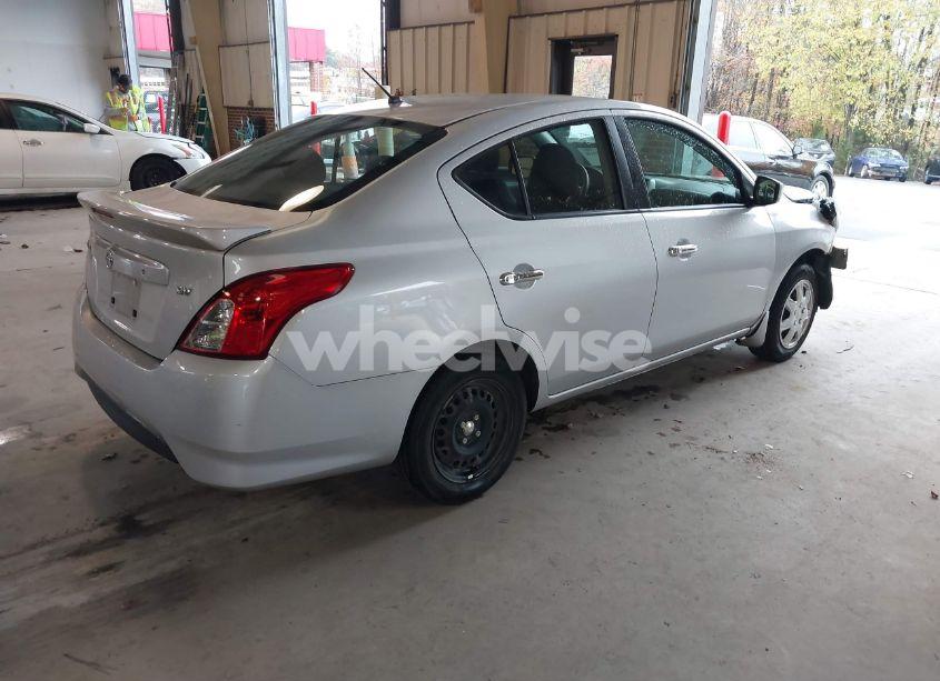 Photo 4 of 2018 Nissan Versa 1.6 SV (VIN 3N1CN7AP5JL804353)