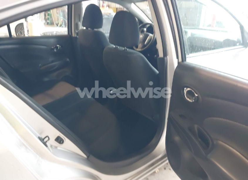 Photo 8 of 2018 Nissan Versa 1.6 SV (VIN 3N1CN7AP5JL804353)