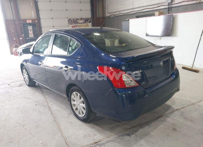 Photo 3 of 2018 Nissan Versa 1.6 SV (VIN 3N1CN7AP5JL811481)