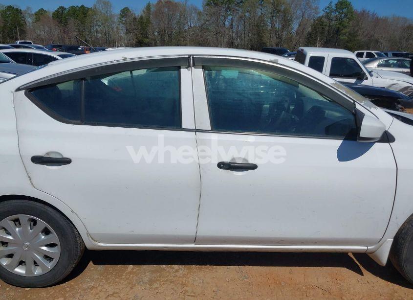 Photo 13 of 2018 Nissan Versa 1.6 S+ (VIN 3N1CN7AP5JL819838)