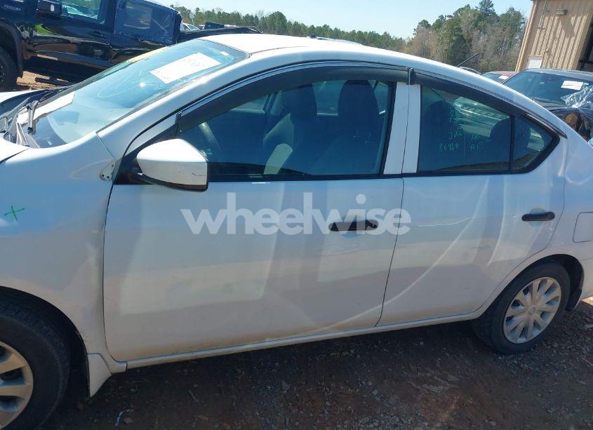 Photo 14 of 2018 Nissan Versa 1.6 S+ (VIN 3N1CN7AP5JL819838)