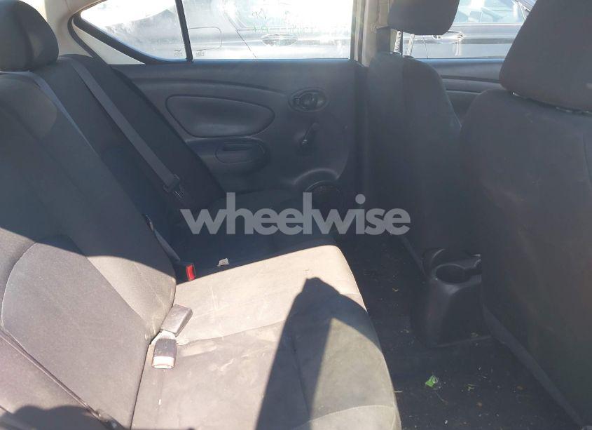 Photo 8 of 2018 Nissan Versa 1.6 S+ (VIN 3N1CN7AP5JL819838)