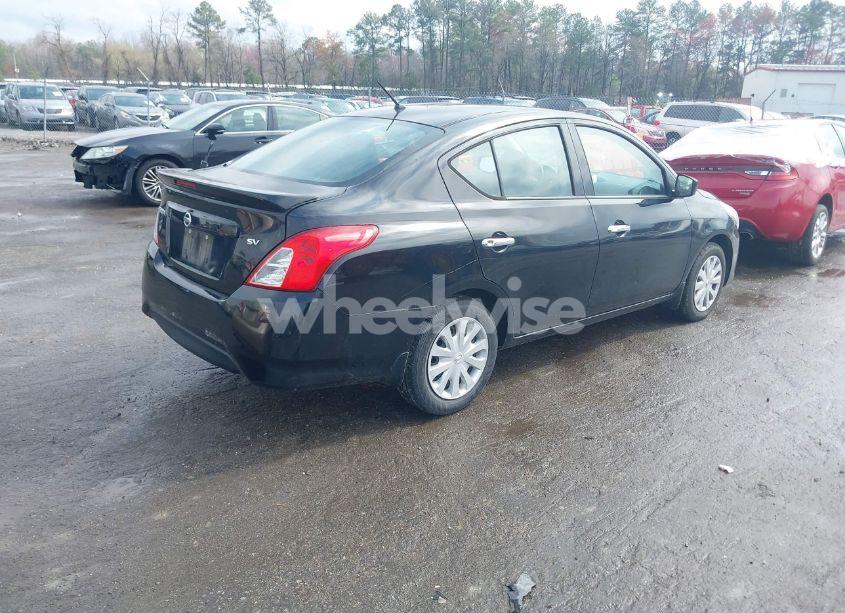 Photo 4 of 2018 Nissan Versa 1.6 SV (VIN 3N1CN7AP5JL820567)