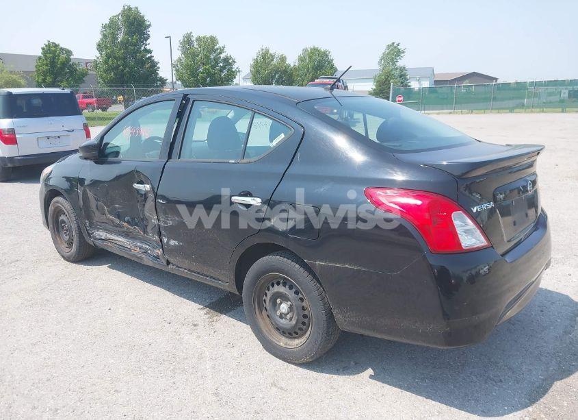 Photo 3 of 2018 Nissan Versa 1.6 SV (VIN 3N1CN7AP5JL825459)