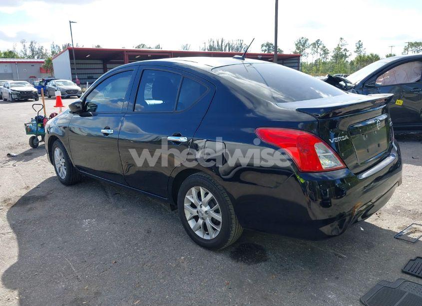 Photo 3 of 2018 Nissan Versa 1.6 SV (VIN 3N1CN7AP5JL826322)