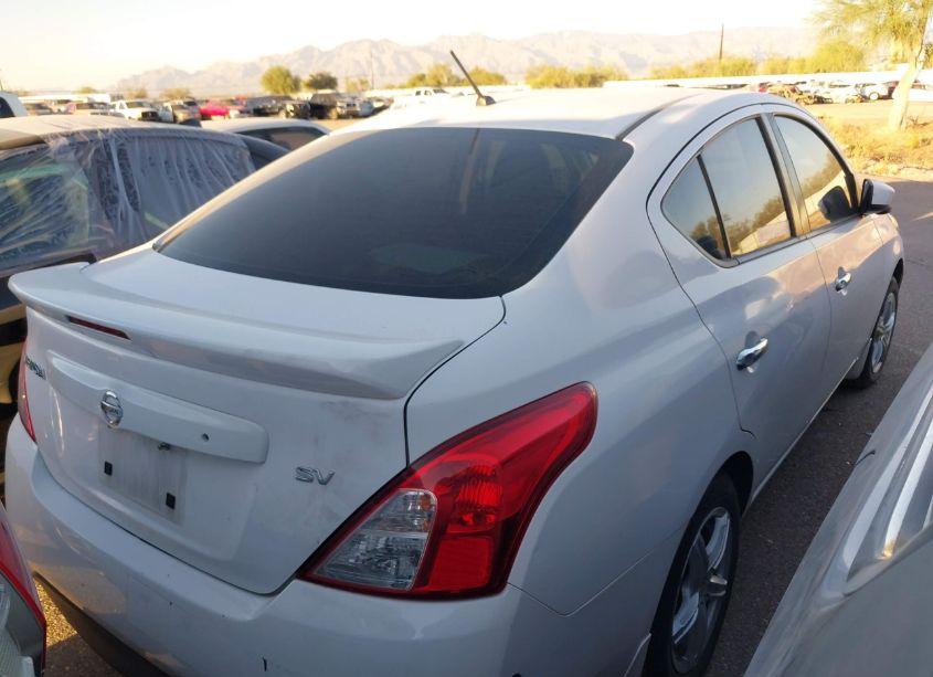 Photo 4 of 2018 Nissan Versa 1.6 SV (VIN 3N1CN7AP5JL831620)