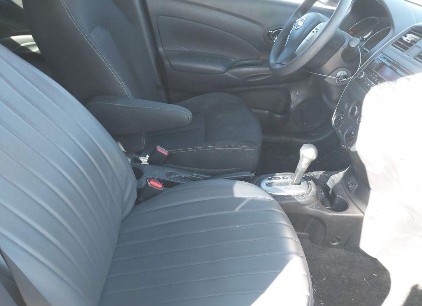 Photo 5 of 2018 Nissan Versa 1.6 SV (VIN 3N1CN7AP5JL831620)