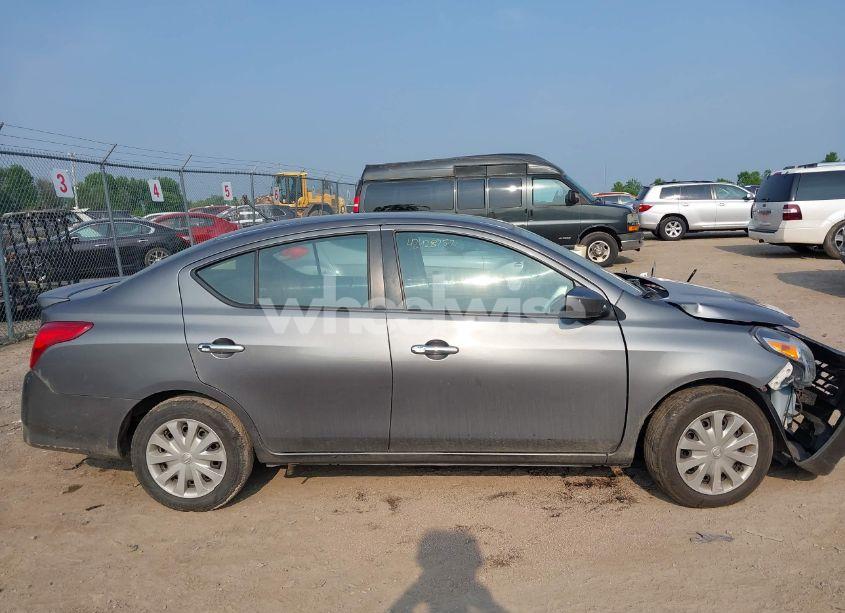 Photo 13 of 2018 Nissan Versa 1.6 SV (VIN 3N1CN7AP5JL841063)