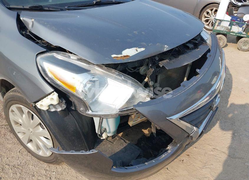 Photo 6 of 2018 Nissan Versa 1.6 SV (VIN 3N1CN7AP5JL841063)