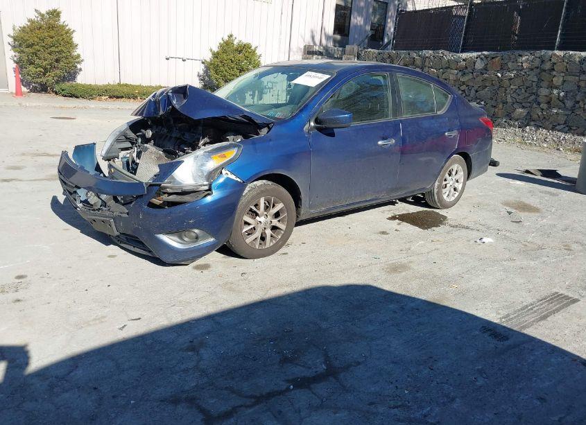 Photo 2 of 2018 Nissan Versa 1.6 SV (VIN 3N1CN7AP5JL852256)