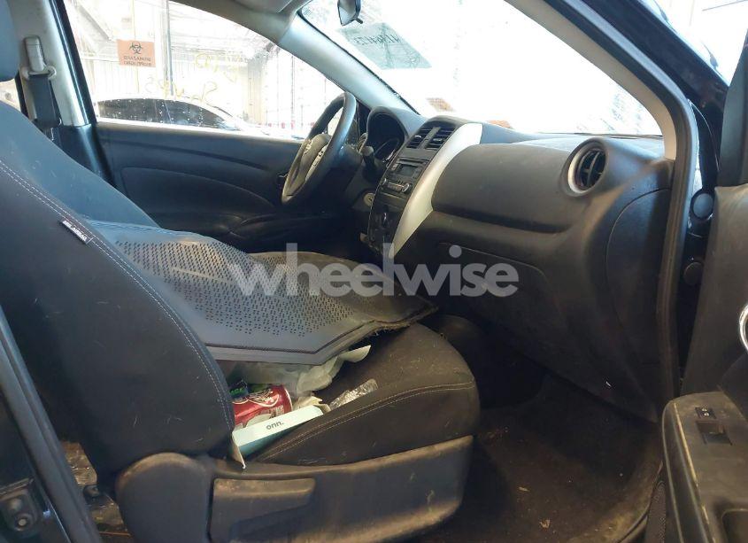 Photo 5 of 2018 Nissan Versa 1.6 SV (VIN 3N1CN7AP5JL855318)