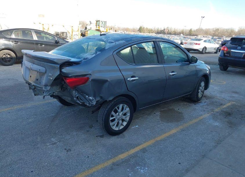 Photo 4 of 2018 Nissan Versa 1.6 SV (VIN 3N1CN7AP5JL871843)