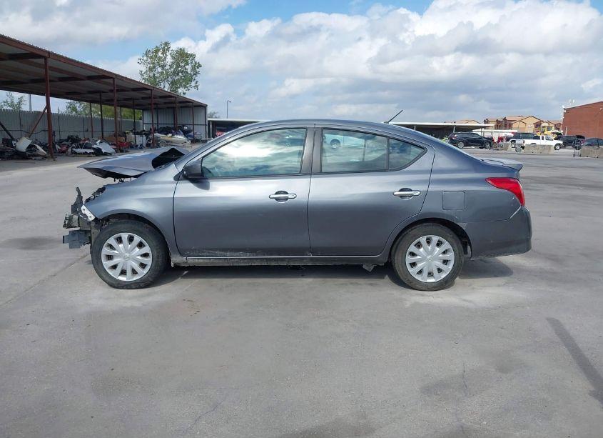 Photo 15 of 2018 Nissan Versa 1.6 SV (VIN 3N1CN7AP5JL881093)
