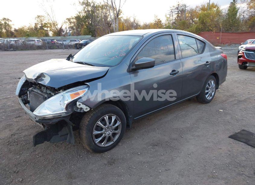 Photo 2 of 2018 Nissan Versa 1.6 S+ (VIN 3N1CN7AP5JL883250)