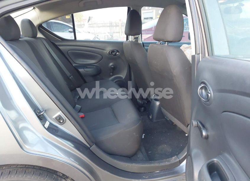 Photo 8 of 2018 Nissan Versa 1.6 S+ (VIN 3N1CN7AP5JL883250)