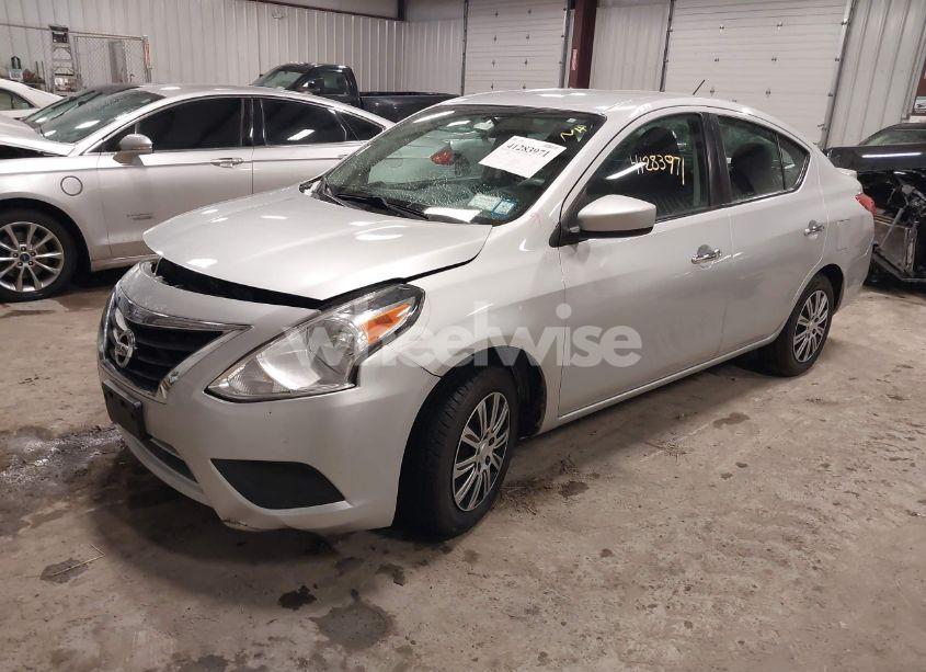 Photo 2 of 2018 Nissan Versa 1.6 SV (VIN 3N1CN7AP5JL884897)